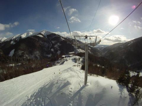 �tban a n�gy�l�ses felvon�val a freeride paradicsomba...