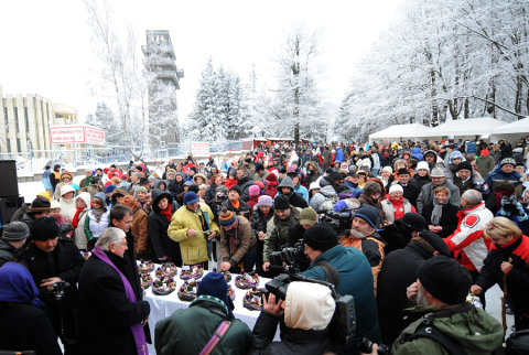 2010. november 28-�n friss h� v�rta a t�bb sz�z �rdekl�d�t a K�kes tetej�n.