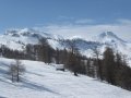 Kis h�zik� a Coupe nev� p�lya mellett