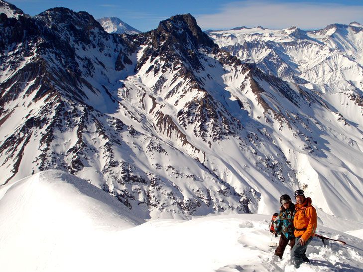 A hegyek és terek hatalmasak errefele - Fotó: Valle Nevado Ski Resort Chile - Kattints a képre a nagyításhoz