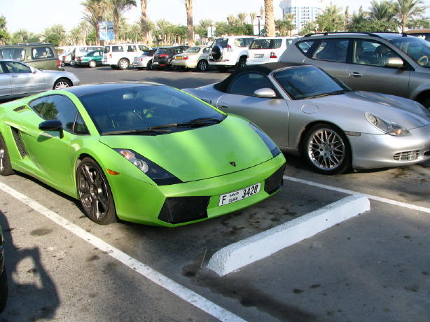 Lamborghini--Porsche-2-2-1.JPG