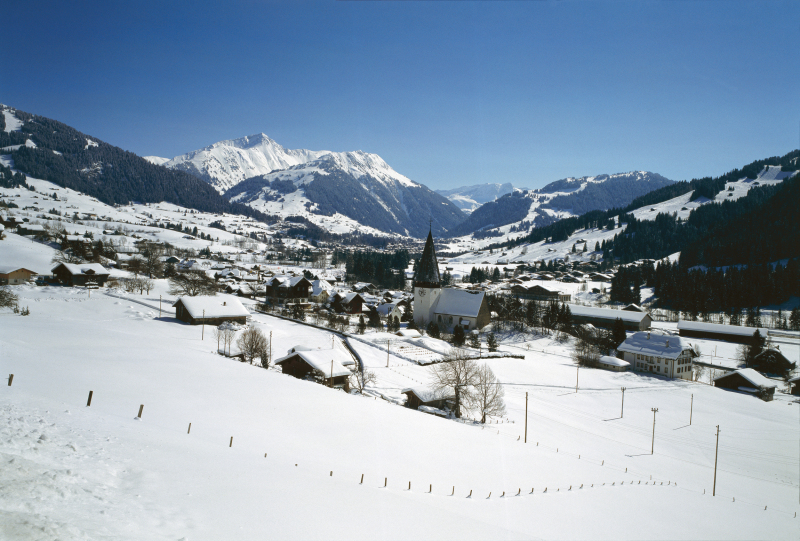 Saanen falu
