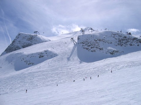 A Hintertux gleccser az �v 365 napj�n s�elhet�!