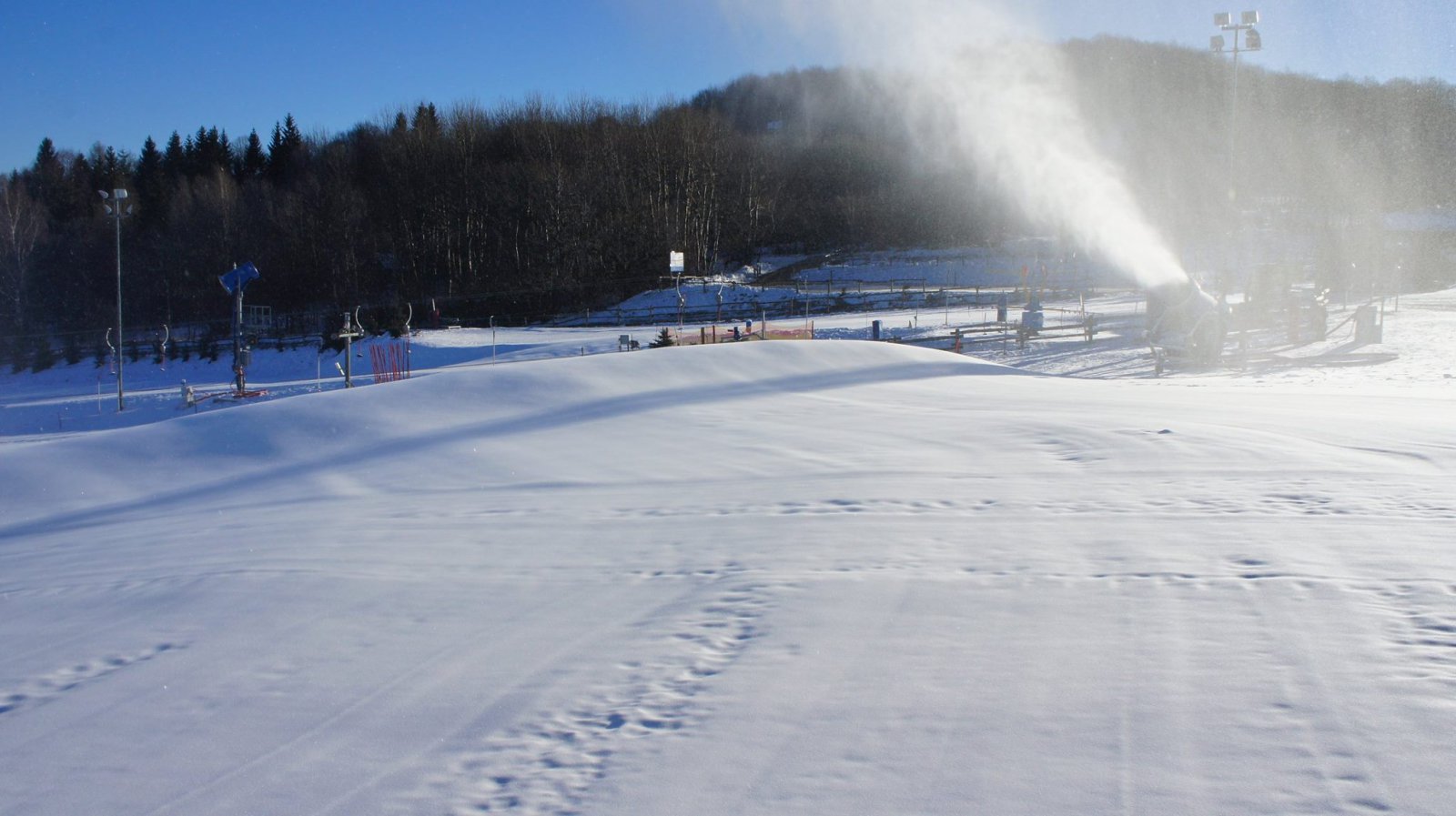 Reggeli hóágyúzás Reggeli hóágyúzás