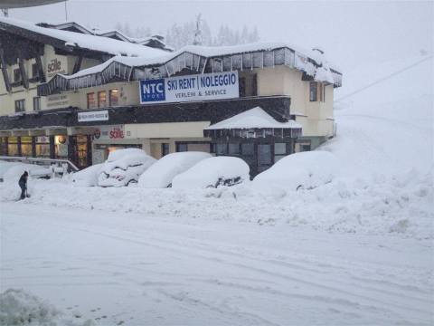 Nassfeld, rengeteg hó esett (Kép: Visit Nassfeld Pressegger See)