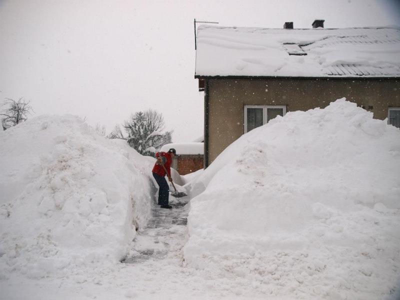 Nagy a hó a Velebitekben (Kép: crometeo.hr) - Kattints a képre a nagyításhoz