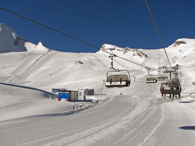 4ulesesapr2708.jpg