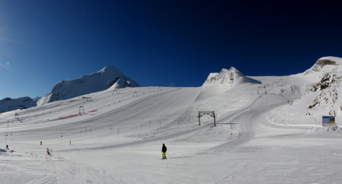 �prilisi porh� a kapruni Kitzsteinhorn gleccseren