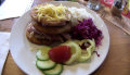 T�csni resztelt m�jjal, vagy f�st�lt h�ssal �s k�poszt�val