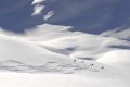 Skifahrer-in-Lech-Zurs-am-Arlberg-Sepp-Mallaun.jpg