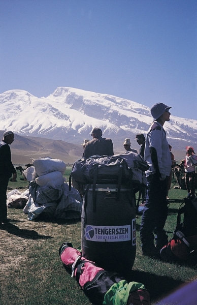 02-Hatterben-a-hegy.jpg