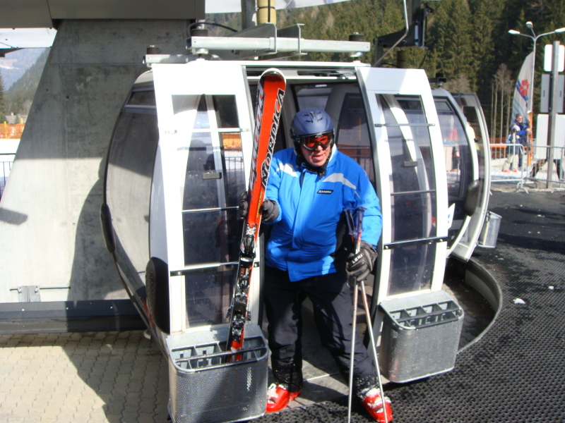 Kisz�ll�s a Speikboden kabinos liftb�l 1958 m�teren