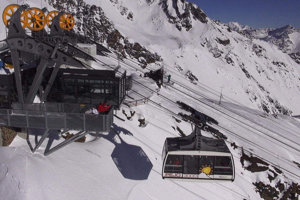 Kabinos lift - Pejo 3000 m