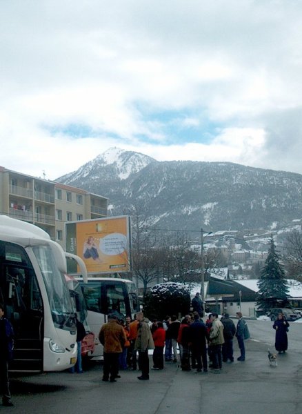 Utaz�s busszal, odafel� Torino-Briancon-S.Poncon-t�-Barcelonnette �tvonalon