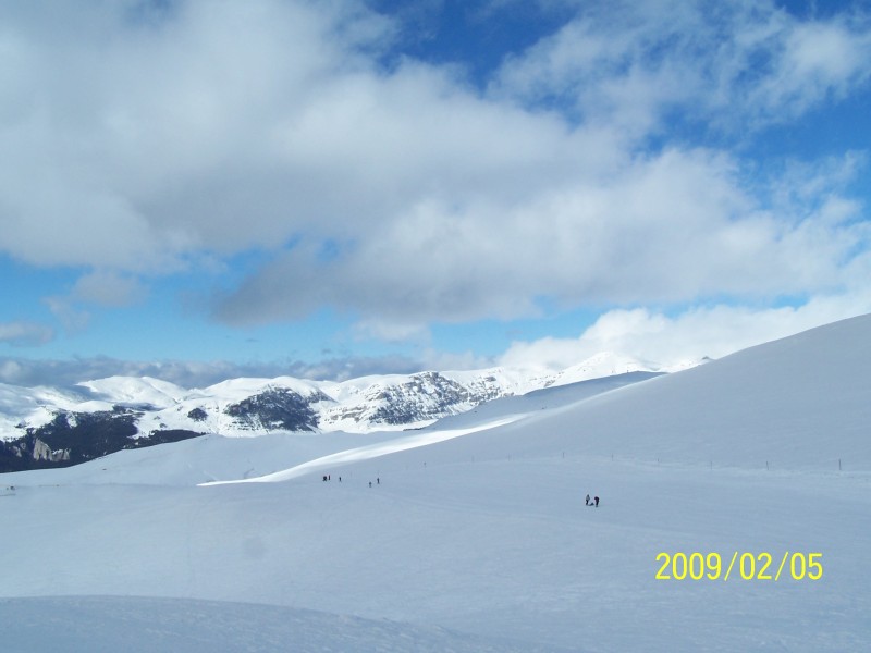 100-4700.jpg