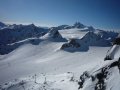 A Tiefenbach-gleccser p�ly�i �s a Wildspitze (3772 m) a Schwarze Schneid kil�t�j�b�l (3340 m)