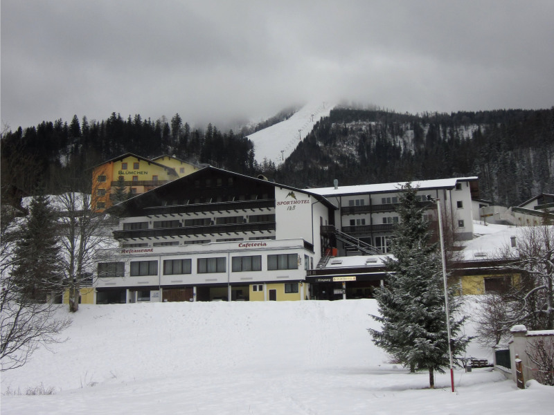 Sporthotel am �tscher t�len, h�tt�rben az 5-�s sz�m� fekete p�lya