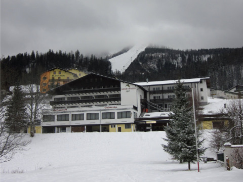 Sporthotel am �tscher t�len, h�tt�rben az 5-�s sz�m� fekete p�lya