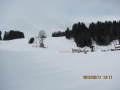 Als� cs�k�nyost�l snowboard p�lya fel� n�zve