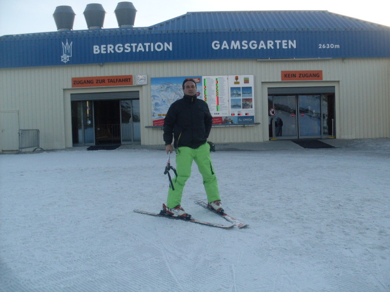 Stubai-Gleccser-2011-11-27-003.jpg