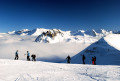 Felh�k gy�lekeznek a v�lgyben Tignes felett