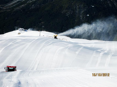 Már készülnek a nyitásra Bormión Már készülnek a nyitásra Bormión