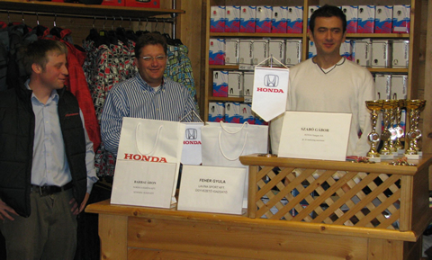 Barbai Áron Nordica Síaréna Kft. szakmai igazgató / Fehér Gyula Lavina-Sport Kft. ügyvezető, SkiOutlet tulajdonos / Szabó Gábor Honda Hungary Kft. PR és marketing koordinátor Barbai Áron Nordica Síaréna Kft. szakmai igazgató / Fehér Gyula Lavina-Sport Kft. ügyvezető, SkiOutlet tulajdonos / Szabó Gábor Honda Hungary Kft. PR és marketing koordinátor