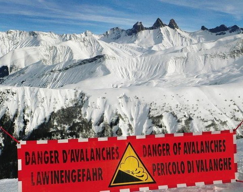 Akár 500 euróba is kerülhet egy ilyen figyelmeztető jelzés átlépése ... Akár 500 euróba is kerülhet egy ilyen figyelmeztető jelzés átlépése ...