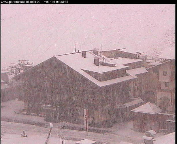 Obertauern (1350 méter) szakad a hó hétfő reggel