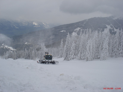 Készítik a sípályákat Planaion - október 16. Készítik a sípályákat Planaion - október 16.
