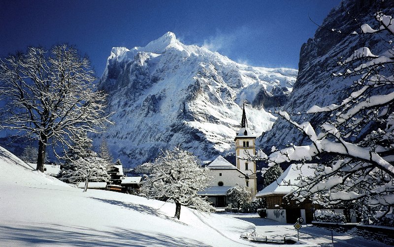 Grindelwald - téi táj templommal / Svájc