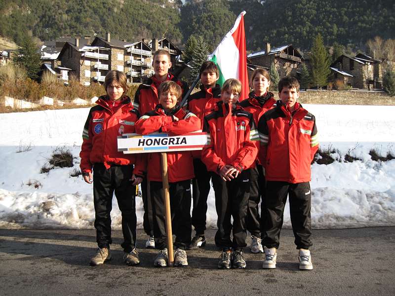 2009_borrufa_hungary_ski_team.jpg