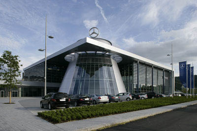 Carl Benz k�zpont a Necklar Parkban