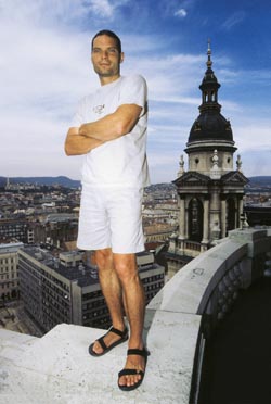 Mezey László